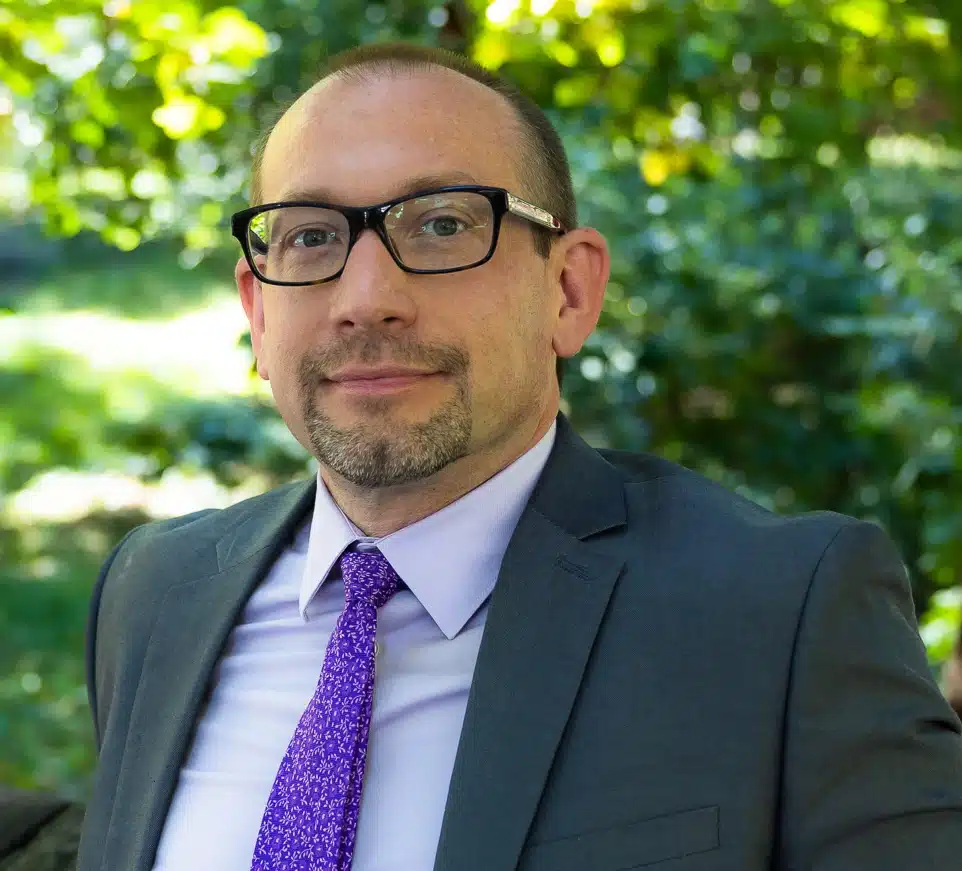 Dr. Brian Richards
